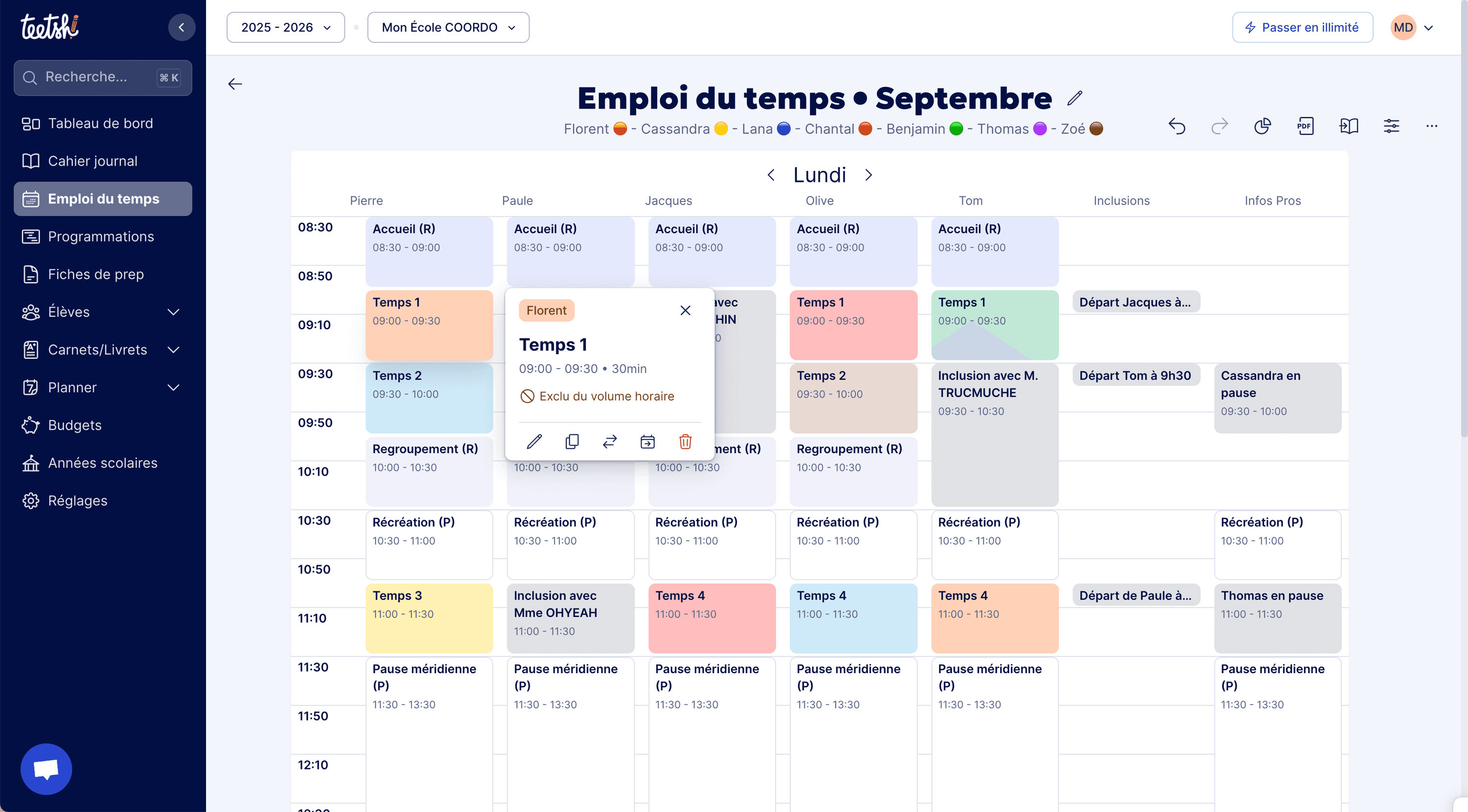 Aperçu Vue d’un emploi du temps avec étiquettes colorées